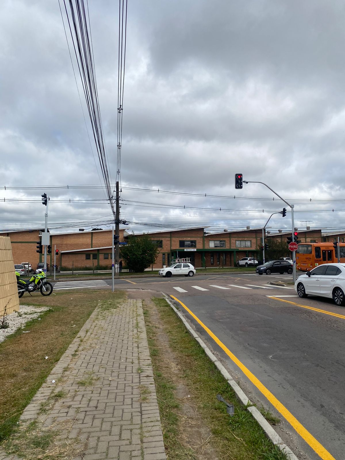Sinalização nova no Umbará